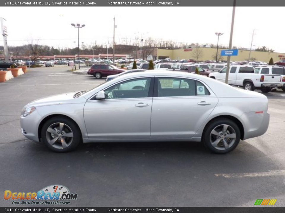 Silver Ice Metallic 2011 Chevrolet Malibu LT Photo #4