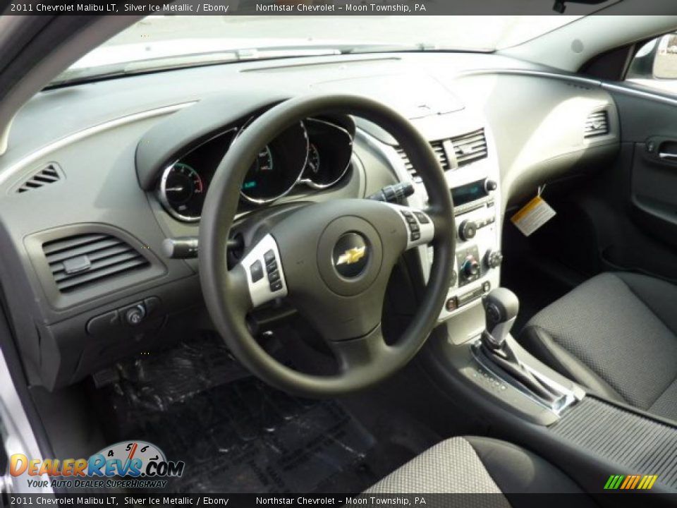 Dashboard of 2011 Chevrolet Malibu LT Photo #13