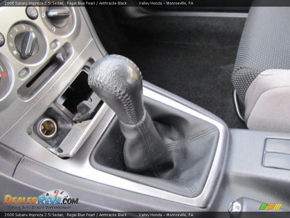 2006 Subaru Impreza 2.5i Sedan Regal Blue Pearl / Anthracite Black Photo #9