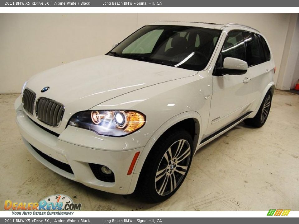 Front 3/4 View of 2011 BMW X5 xDrive 50i Photo #11