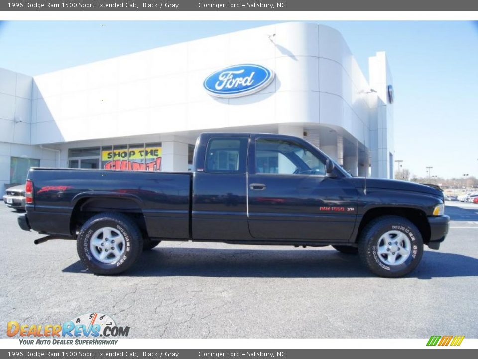 Black 1996 Dodge Ram 1500 Sport Extended Cab Photo #2