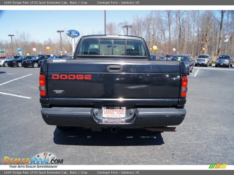 1996 Dodge Ram 1500 Sport Extended Cab Black / Gray Photo #4