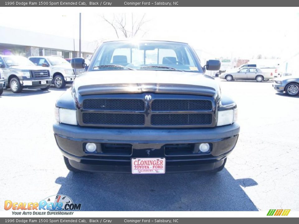 1996 Dodge Ram 1500 Sport Extended Cab Black / Gray Photo #7
