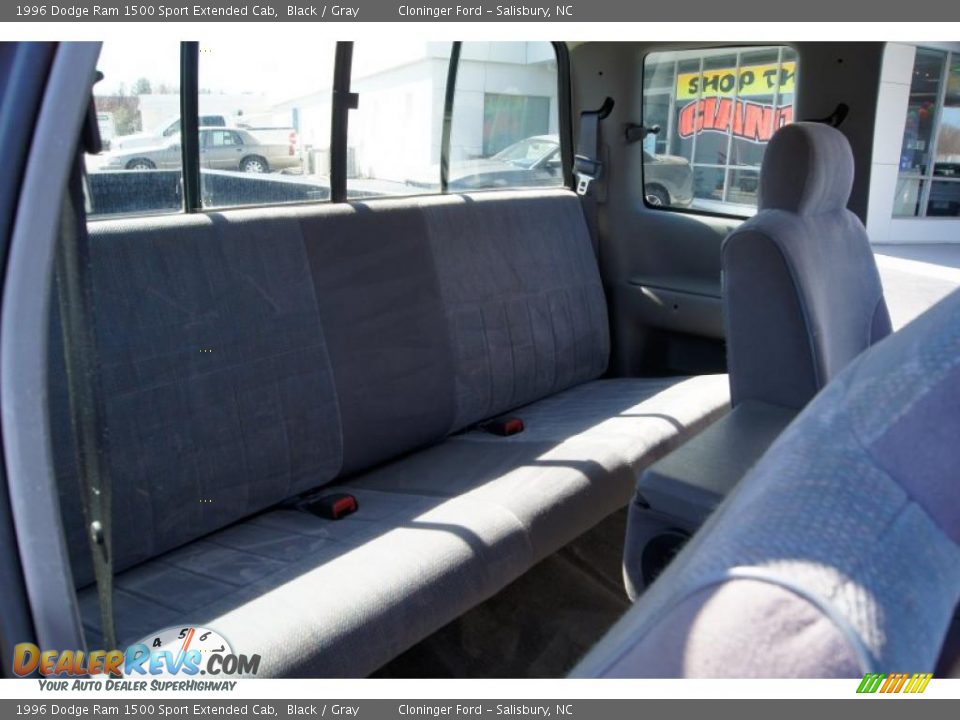 1996 Dodge Ram 1500 Sport Extended Cab Black / Gray Photo #10