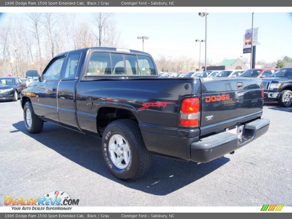1996 Dodge Ram 1500 Sport Extended Cab Black / Gray Photo #30