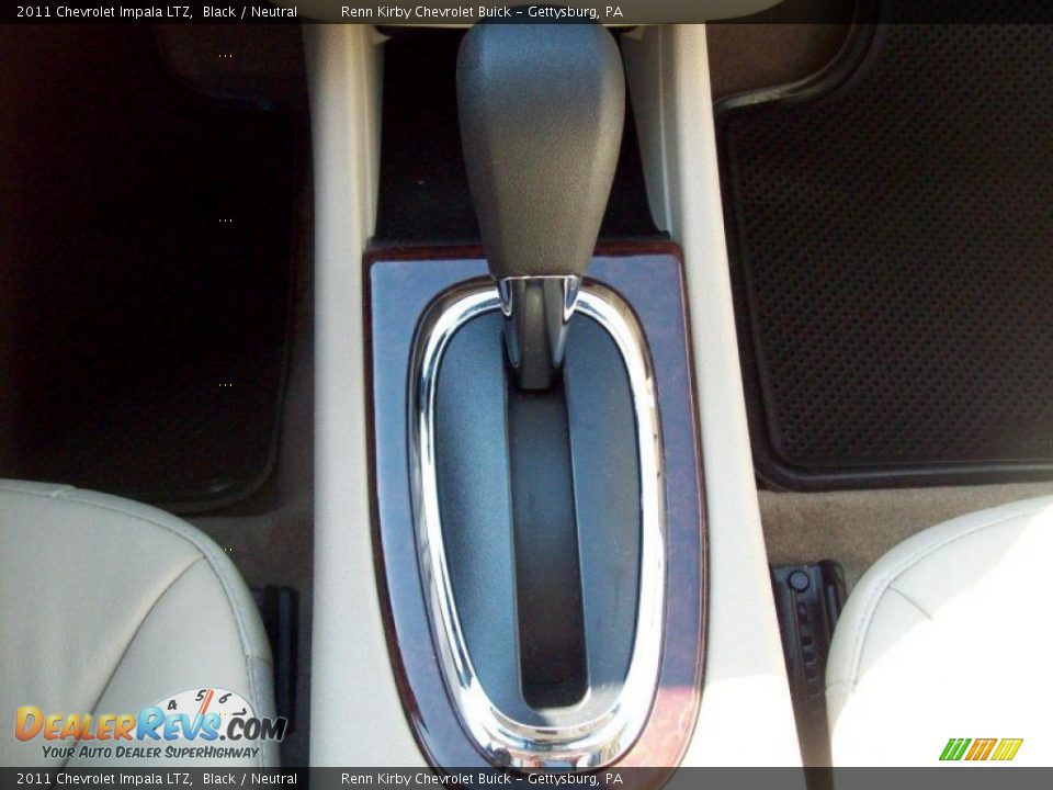 2011 Chevrolet Impala LTZ Shifter Photo #22