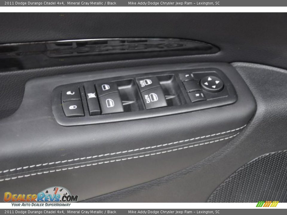 Controls of 2011 Dodge Durango Citadel 4x4 Photo #12