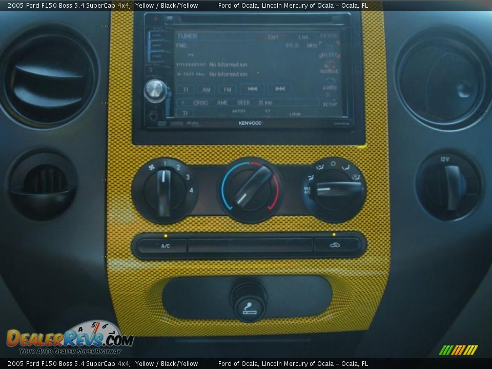 Controls of 2005 Ford F150 Boss 5.4 SuperCab 4x4 Photo #22