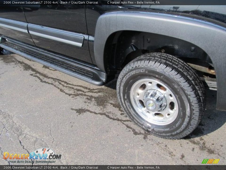 2006 Chevrolet Suburban LT 2500 4x4 Black / Gray/Dark Charcoal Photo #6