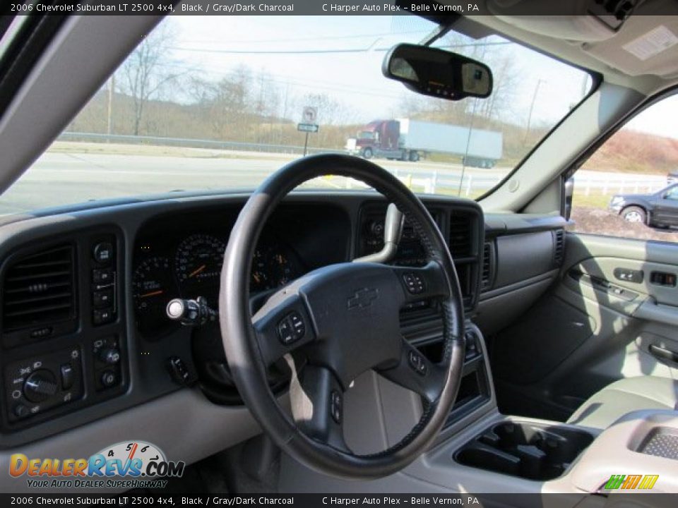 2006 Chevrolet Suburban LT 2500 4x4 Black / Gray/Dark Charcoal Photo #12