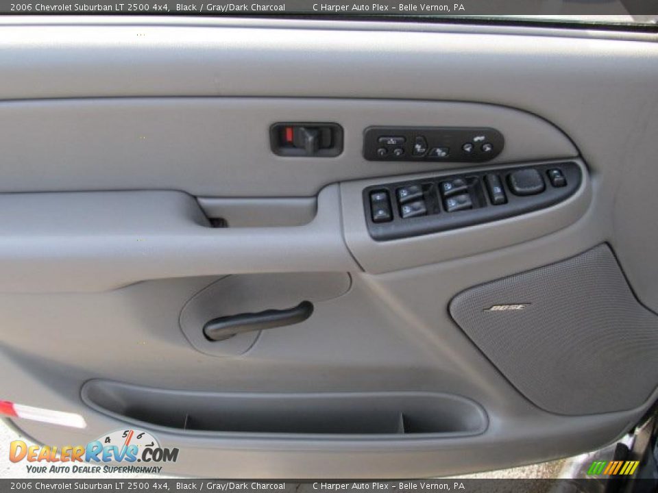 Door Panel of 2006 Chevrolet Suburban LT 2500 4x4 Photo #13