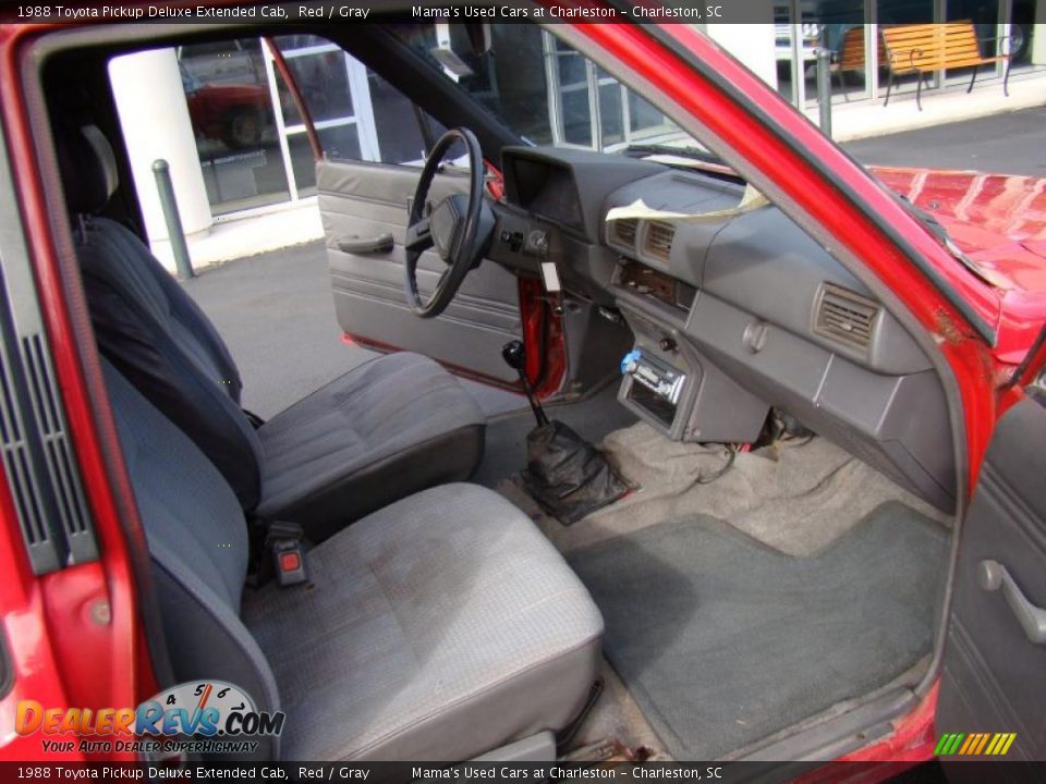 1988 Toyota Pickup Deluxe Extended Cab Red / Gray Photo #11