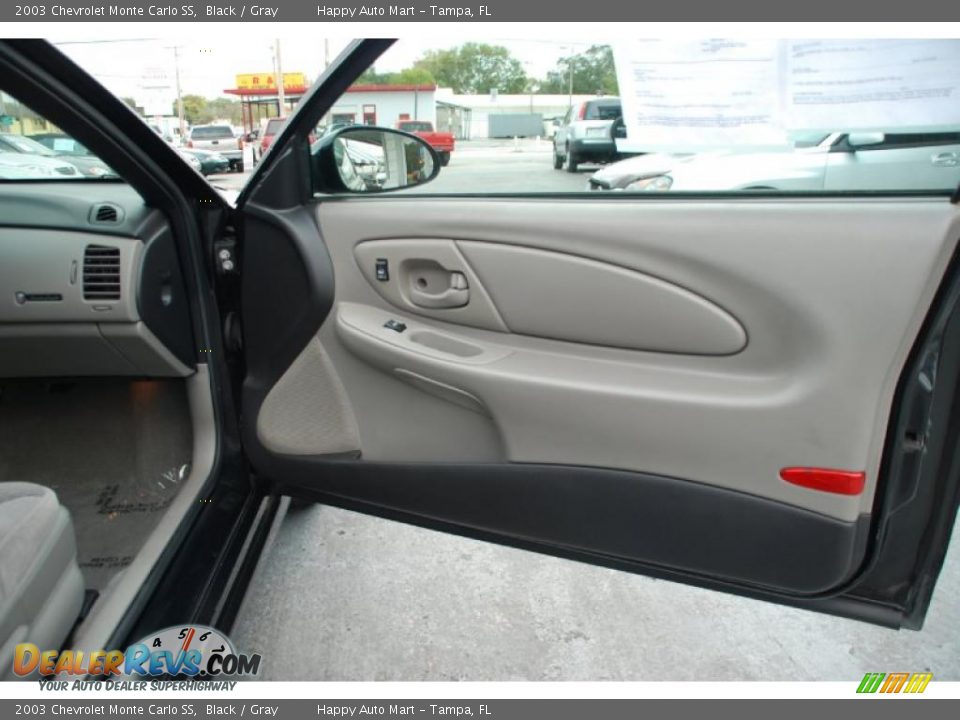 Door Panel of 2003 Chevrolet Monte Carlo SS Photo #21