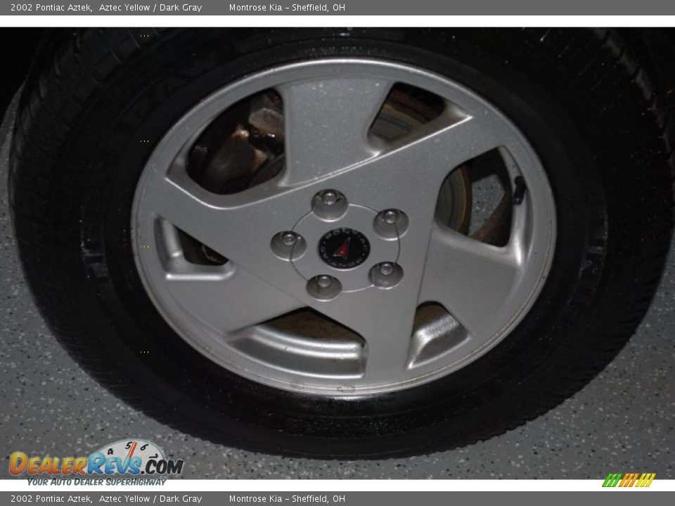 2002 Pontiac Aztek Aztec Yellow / Dark Gray Photo #23