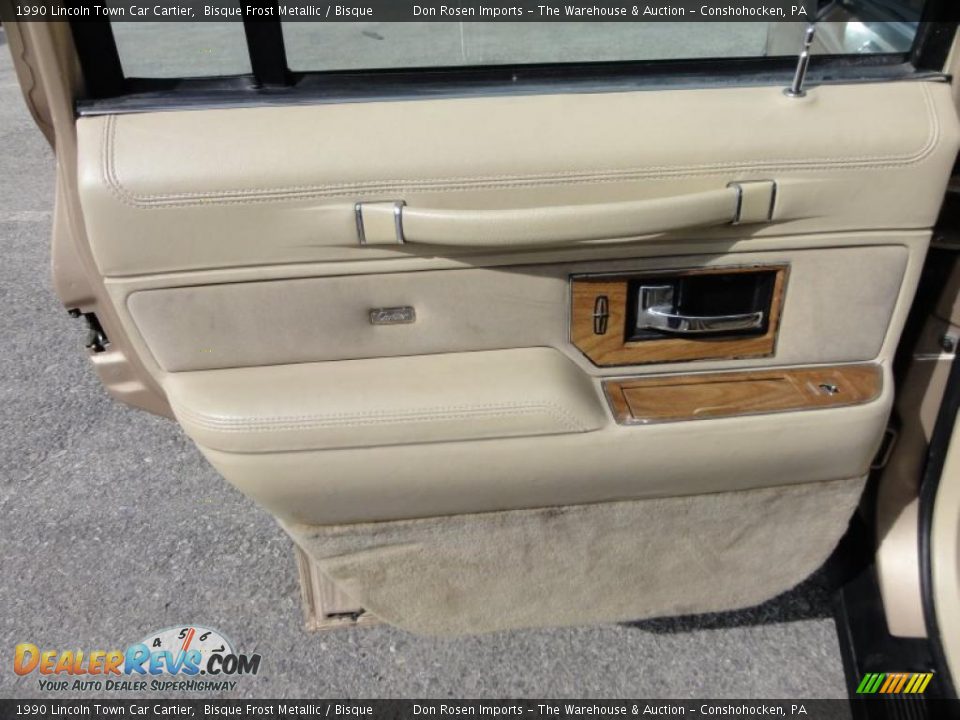 Door Panel of 1990 Lincoln Town Car Cartier Photo #27