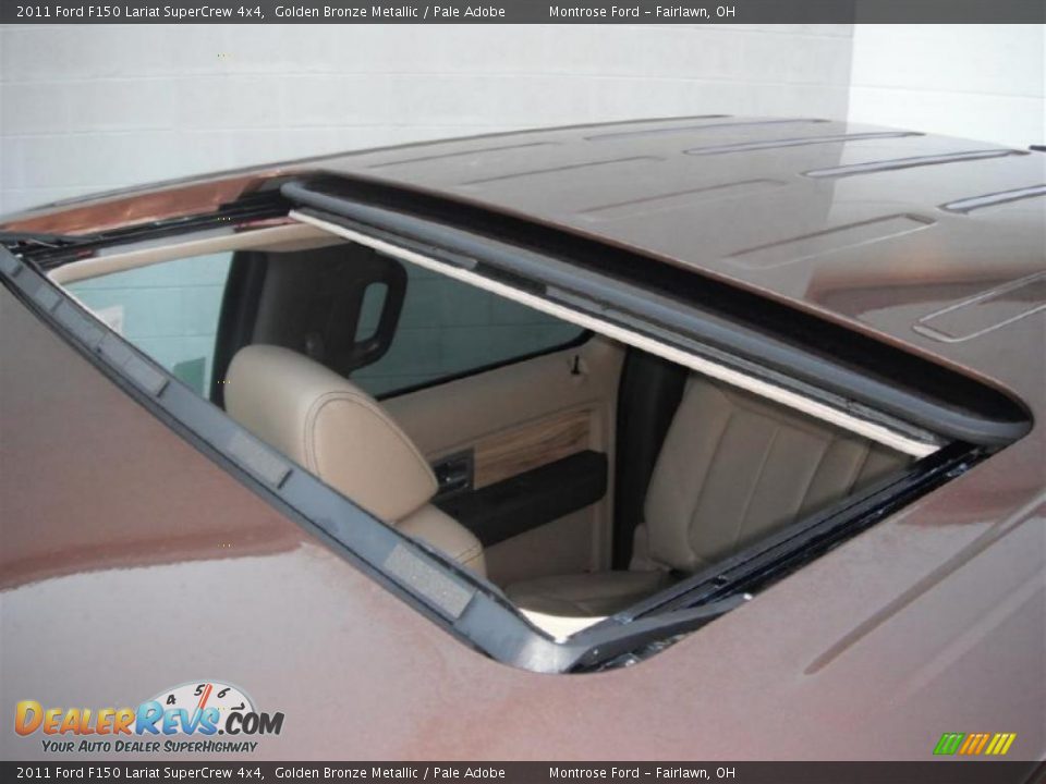 Sunroof of 2011 Ford F150 Lariat SuperCrew 4x4 Photo #12