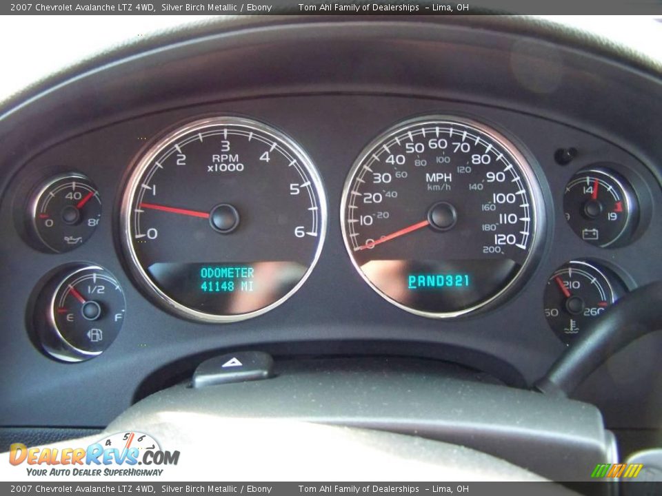2007 Chevrolet Avalanche LTZ 4WD Silver Birch Metallic / Ebony Photo #18