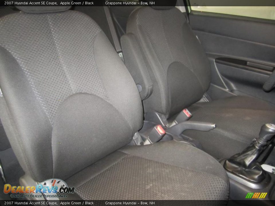 Black Interior - 2007 Hyundai Accent SE Coupe Photo #21