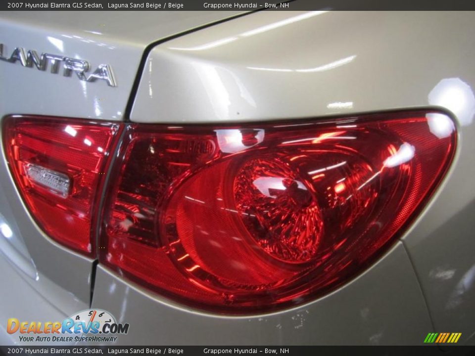 2007 Hyundai Elantra GLS Sedan Laguna Sand Beige / Beige Photo #14