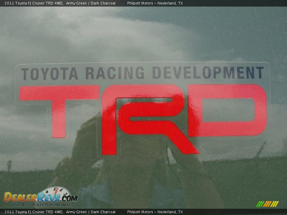 2011 Toyota FJ Cruiser TRD 4WD Logo Photo #15