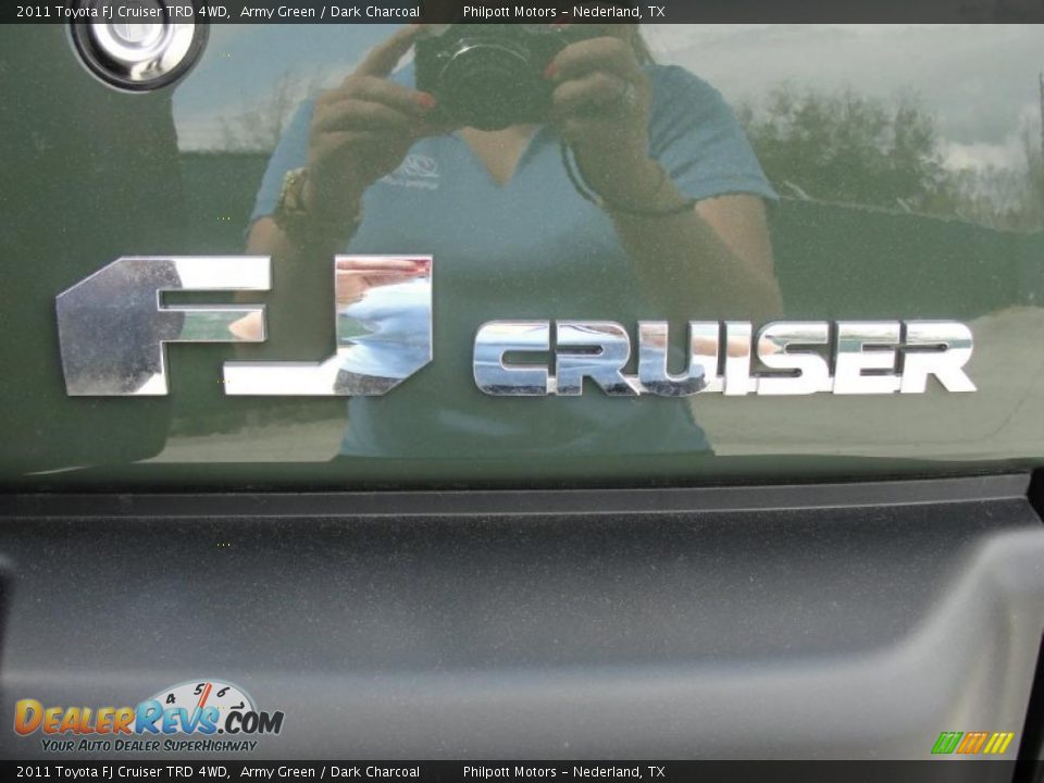 2011 Toyota FJ Cruiser TRD 4WD Logo Photo #18
