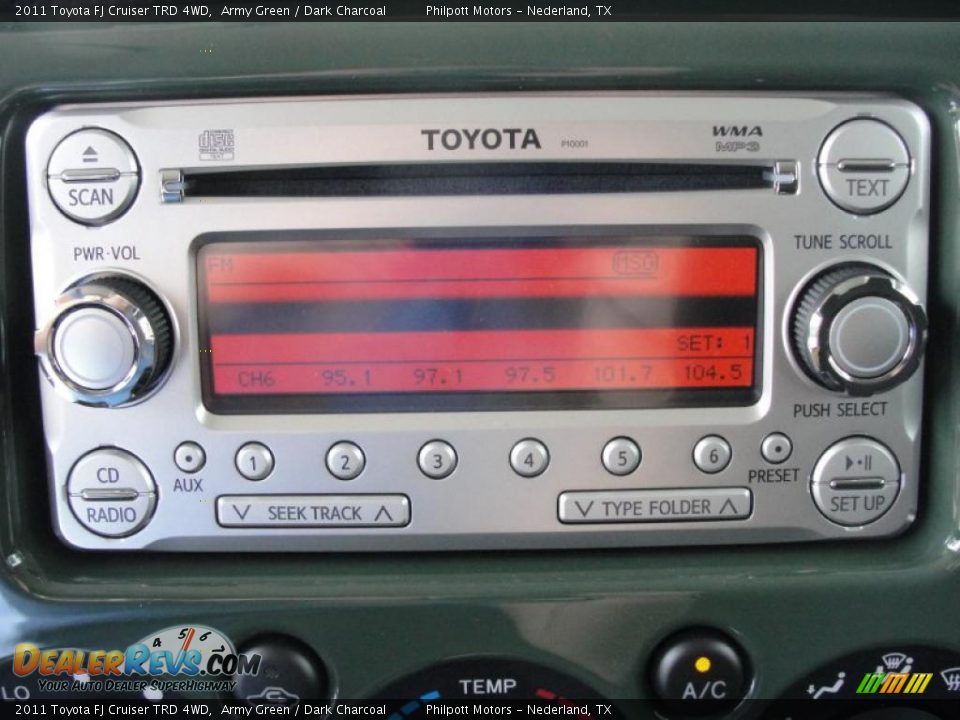 Controls of 2011 Toyota FJ Cruiser TRD 4WD Photo #33