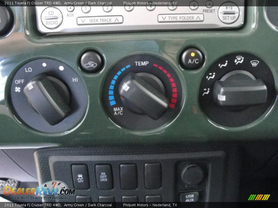 Controls of 2011 Toyota FJ Cruiser TRD 4WD Photo #34