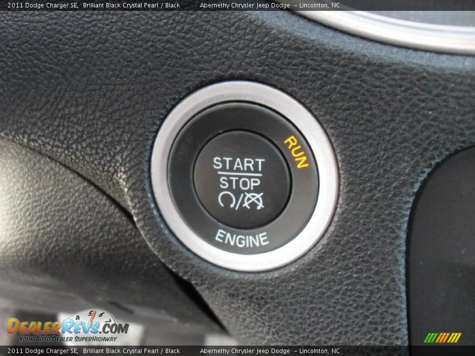 Controls of 2011 Dodge Charger SE Photo #11