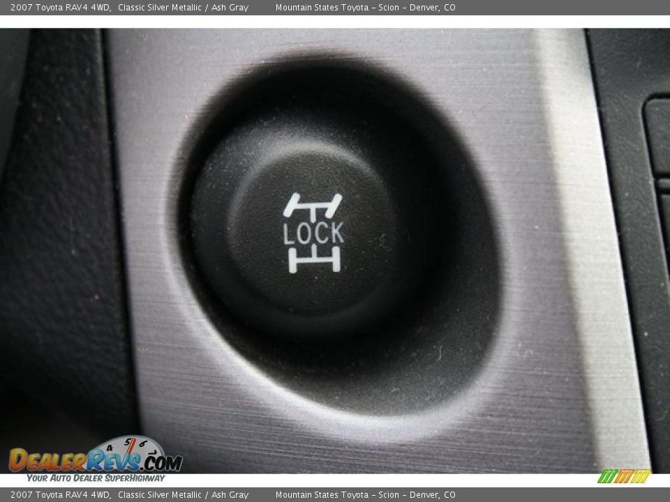 2007 Toyota RAV4 4WD Classic Silver Metallic / Ash Gray Photo #17