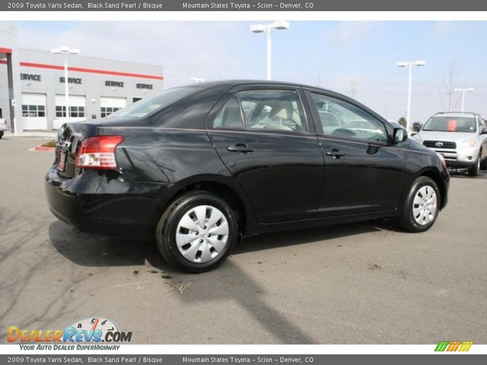 2009 Toyota Yaris Sedan Black Sand Pearl / Bisque Photo #2
