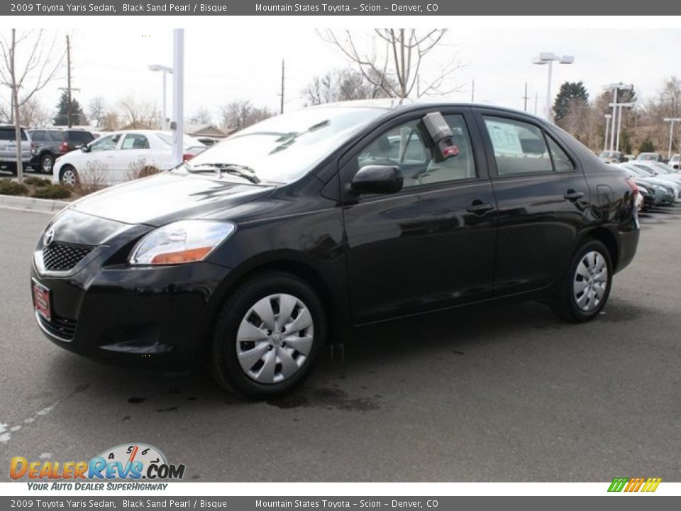 2009 Toyota Yaris Sedan Black Sand Pearl / Bisque Photo #5