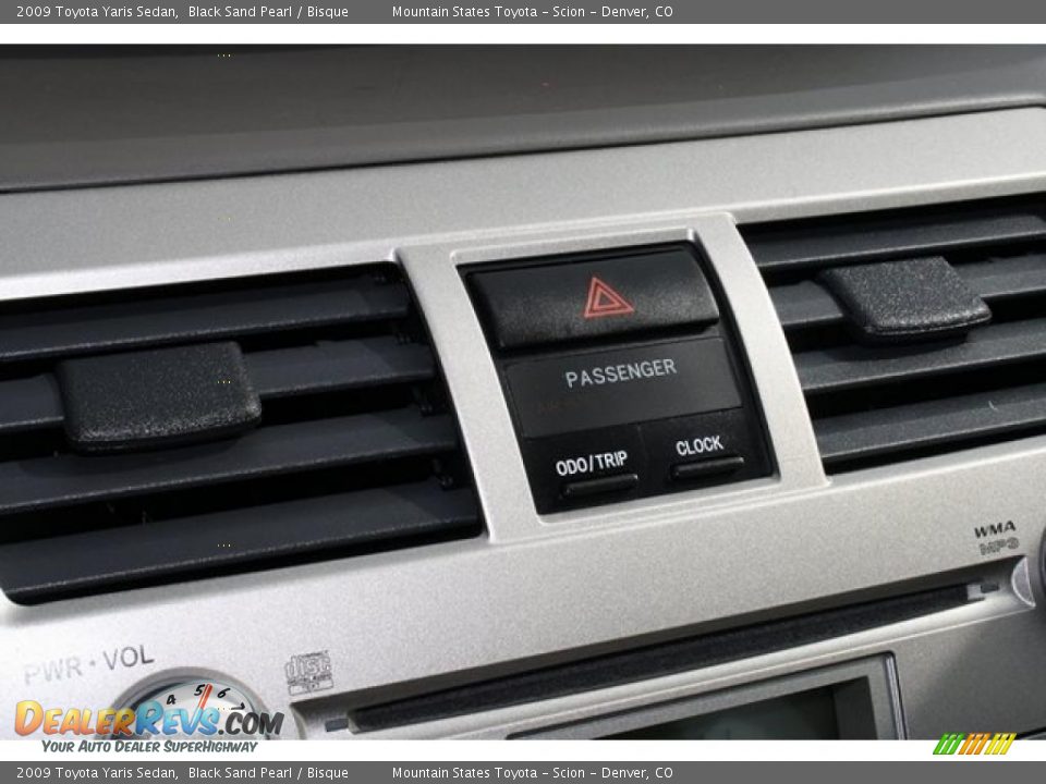 2009 Toyota Yaris Sedan Black Sand Pearl / Bisque Photo #18