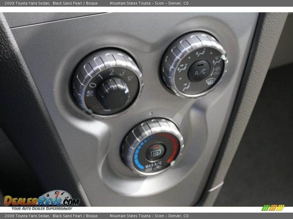 2009 Toyota Yaris Sedan Black Sand Pearl / Bisque Photo #20