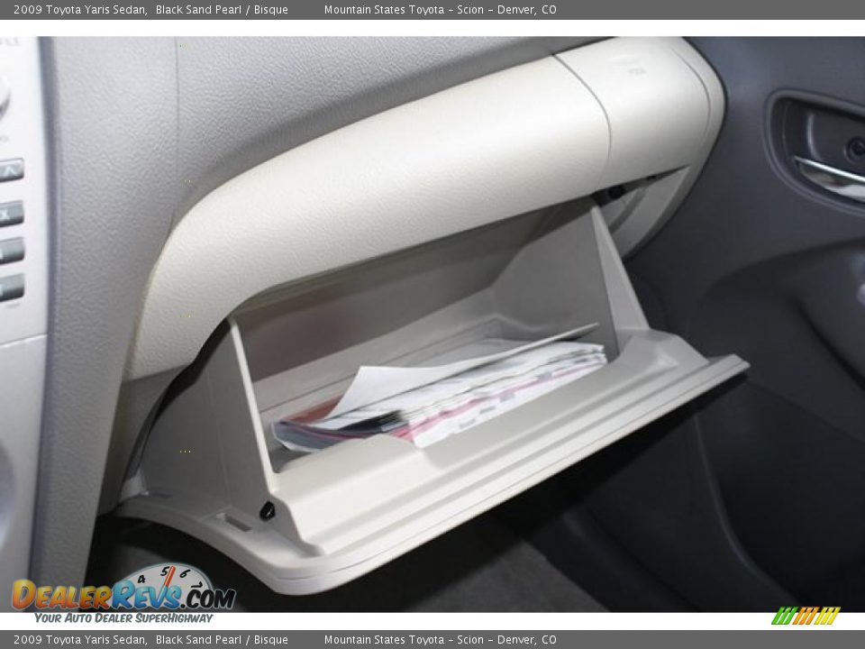 2009 Toyota Yaris Sedan Black Sand Pearl / Bisque Photo #24