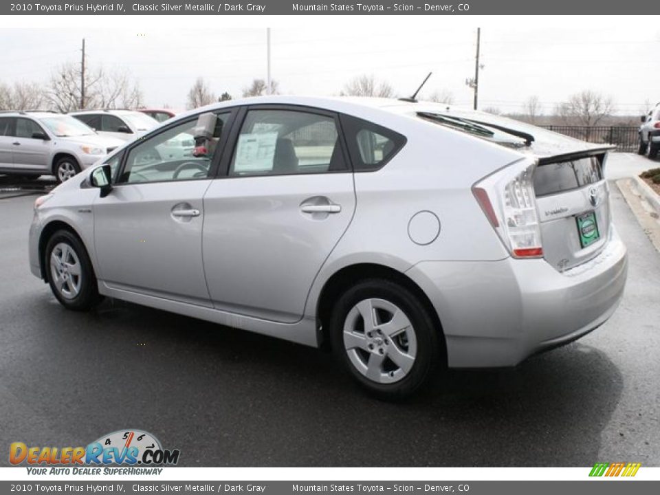 2010 Toyota Prius Hybrid IV Classic Silver Metallic / Dark Gray Photo #4