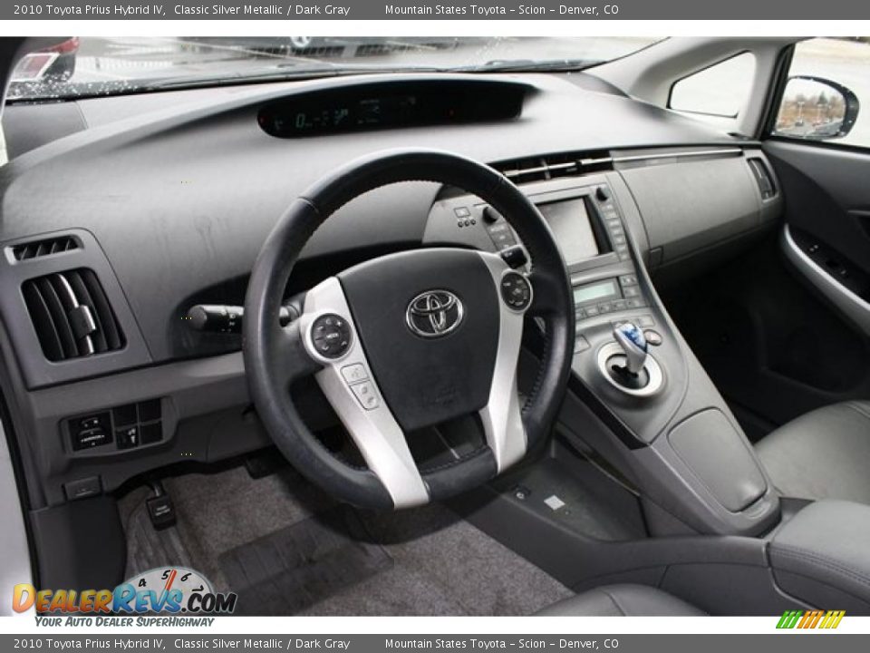 2010 Toyota Prius Hybrid IV Classic Silver Metallic / Dark Gray Photo #8