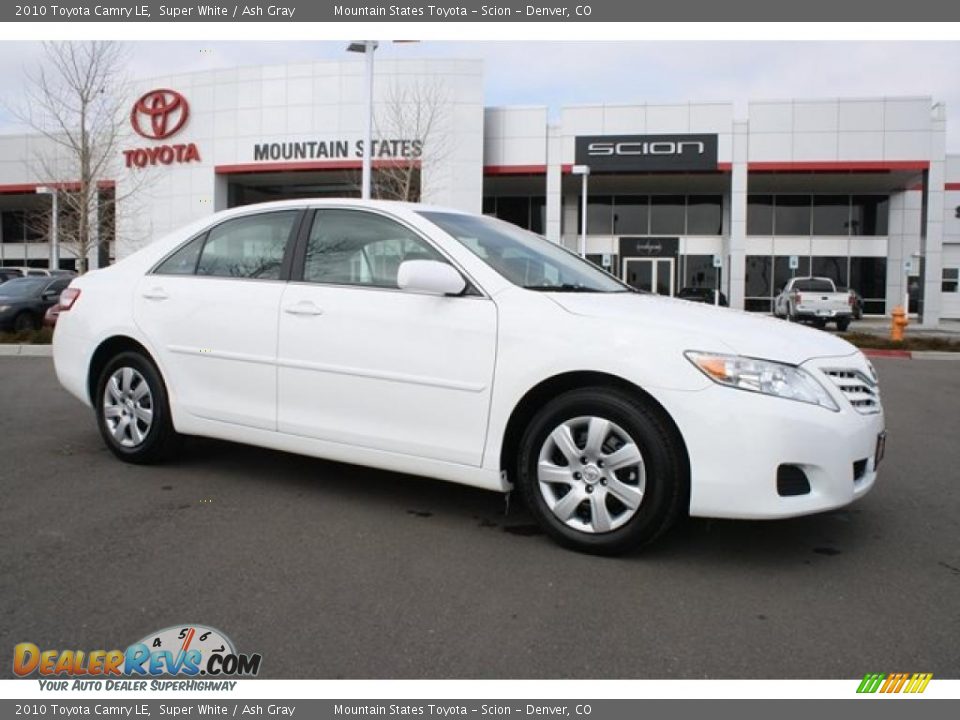 2010 Toyota Camry LE Super White / Ash Gray Photo #1