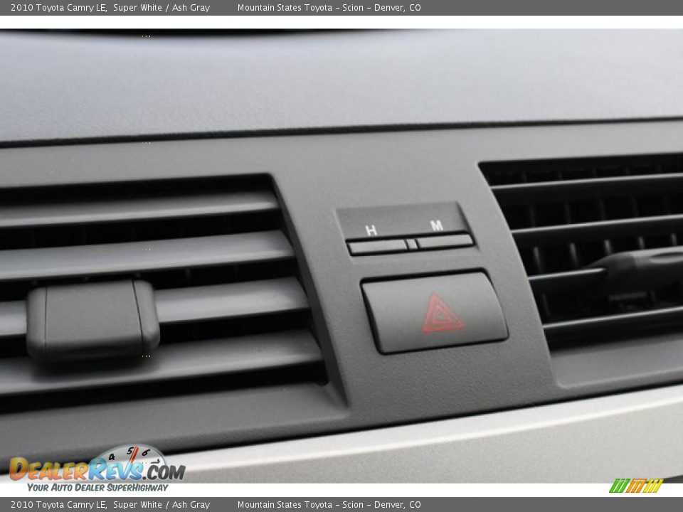 2010 Toyota Camry LE Super White / Ash Gray Photo #19