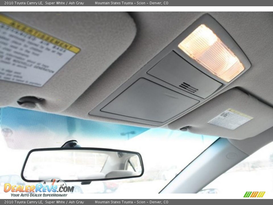 2010 Toyota Camry LE Super White / Ash Gray Photo #24