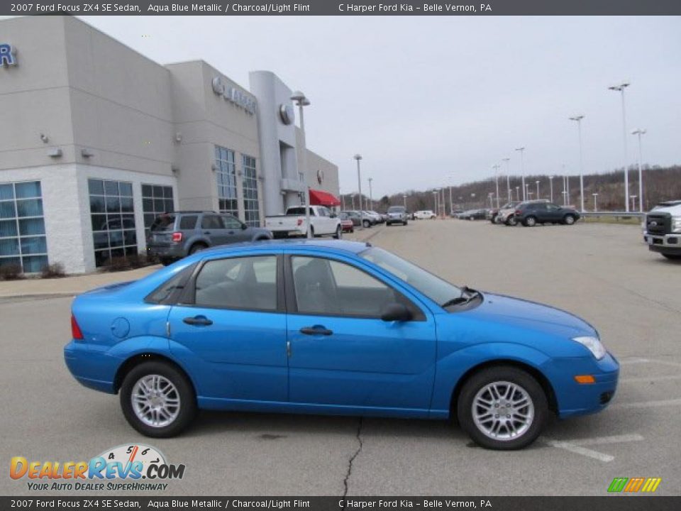 2007 Ford Focus ZX4 SE Sedan Aqua Blue Metallic / Charcoal/Light Flint Photo #2