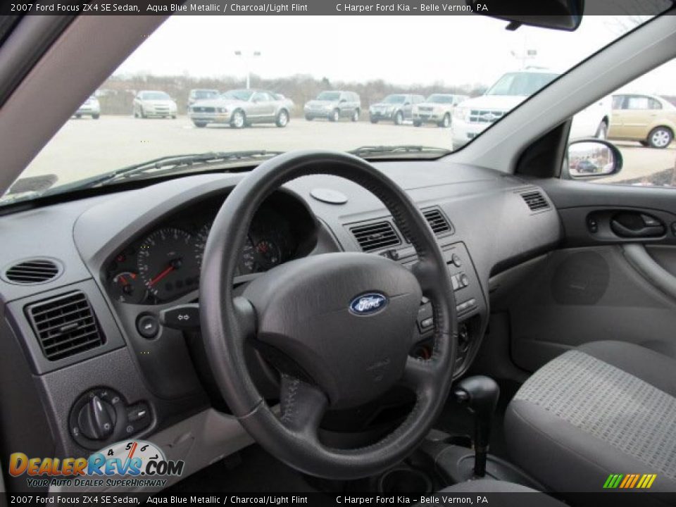 2007 Ford Focus ZX4 SE Sedan Aqua Blue Metallic / Charcoal/Light Flint Photo #15