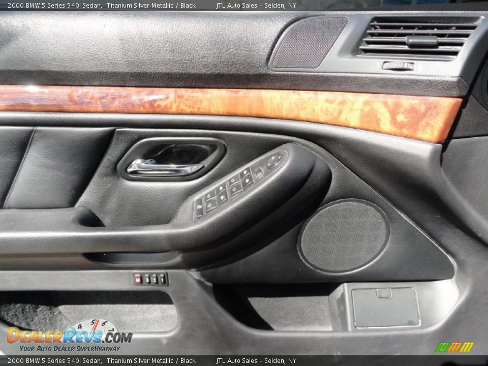 2000 BMW 5 Series 540i Sedan Titanium Silver Metallic / Black Photo #8