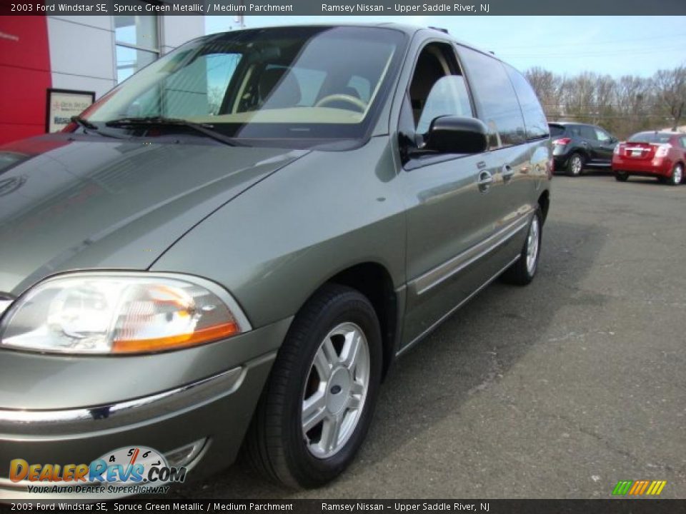 2003 Ford Windstar SE Spruce Green Metallic / Medium Parchment Photo #3