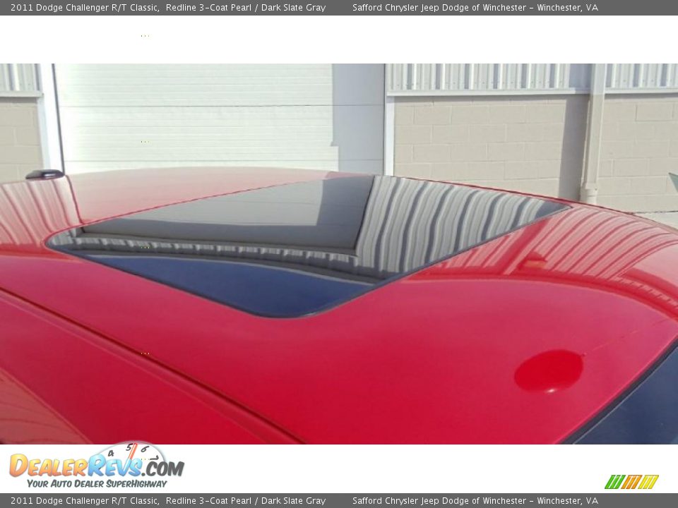 Sunroof of 2011 Dodge Challenger R/T Classic Photo 11