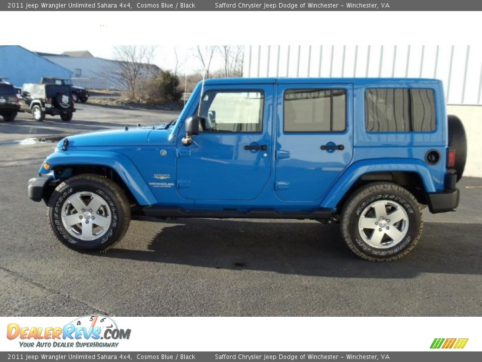 2011 Jeep Wrangler Unlimited Sahara 4x4 Cosmos Blue / Black Photo #8