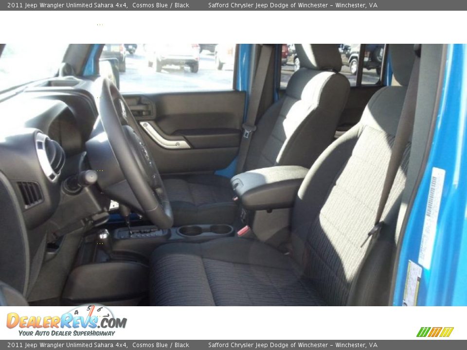 Black Interior - 2011 Jeep Wrangler Unlimited Sahara 4x4 Photo #12