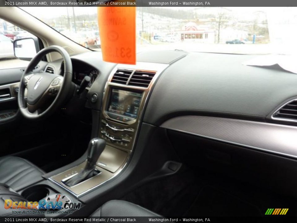 2011 Lincoln MKX AWD Bordeaux Reserve Red Metallic / Charcoal Black Photo #16