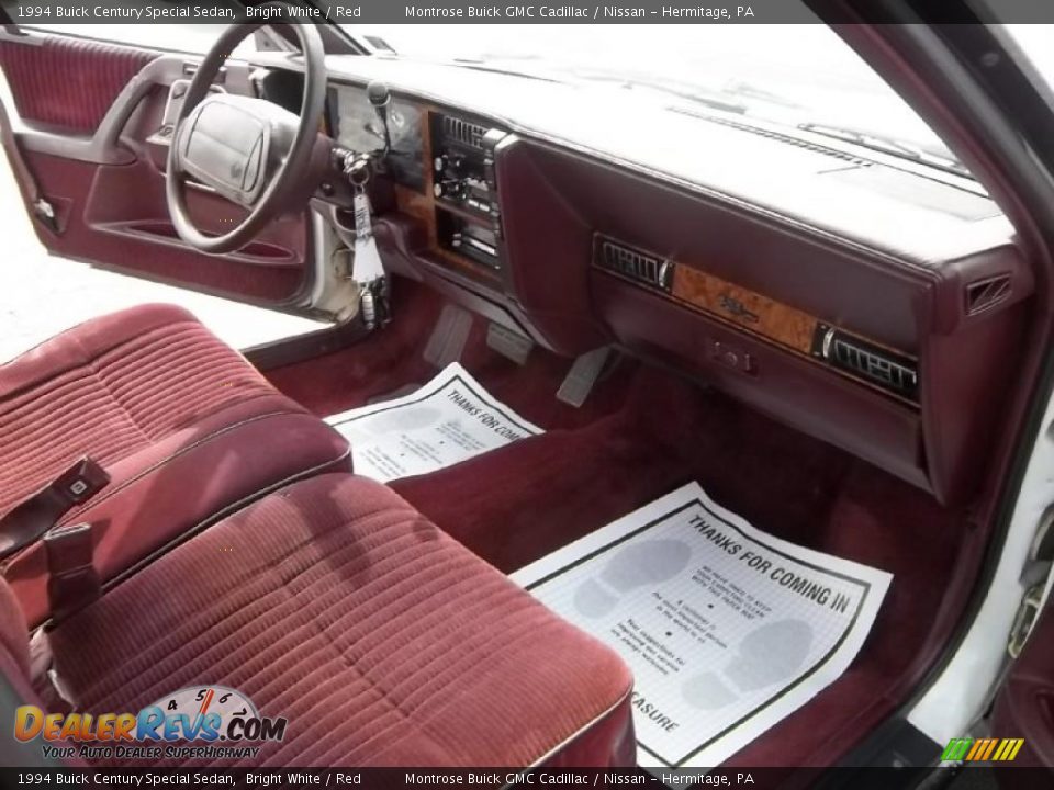 Dashboard of 1994 Buick Century Special Sedan Photo #16