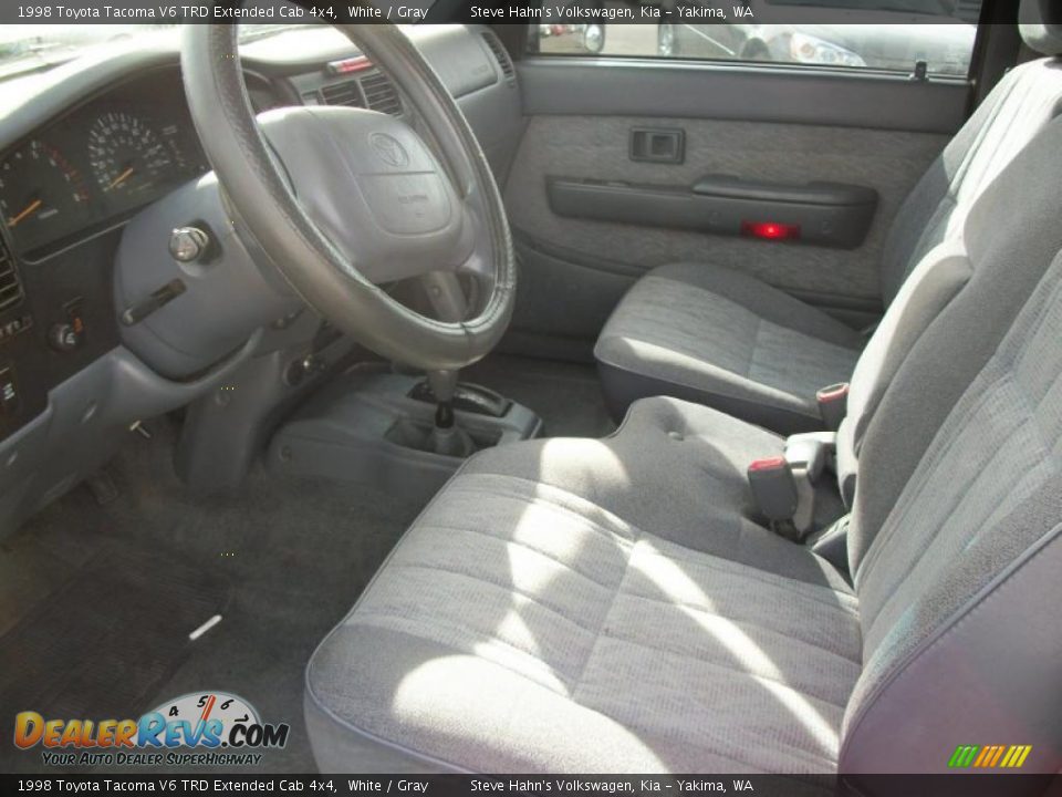 Gray Interior - 1998 Toyota Tacoma V6 TRD Extended Cab 4x4 Photo #13