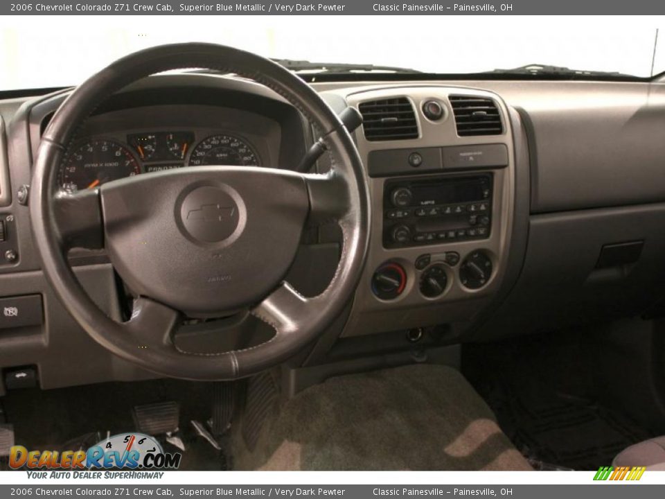 Dashboard of 2006 Chevrolet Colorado Z71 Crew Cab Photo #7